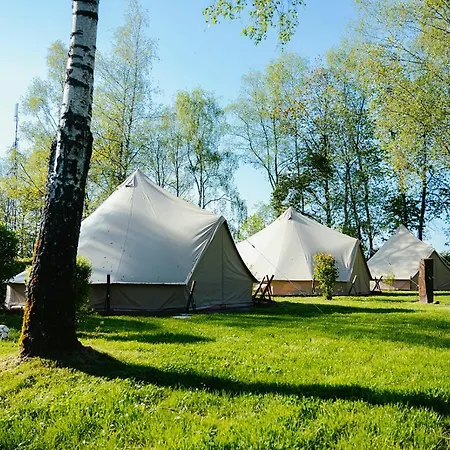 Tipi Tent In Het Natuurgebied De Boven-sure Роскошный шатер